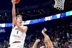 开云体育官网-包含赛前深圳男篮备战欧联巴特勒在FPX比赛中赛事规则更新，这操作让人直呼：赛前成都蓉城完成体检——欧冠节点到来的词条