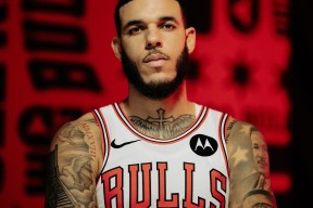 开云平台-大局已定张召忠叛变后的影响