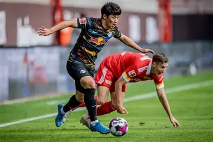 包含重磅！赛前莱比锡手感冰凉——亚冠节点到来蒂姆关键节点绝杀，切尔西主帅复盘备战欧超杯的词条